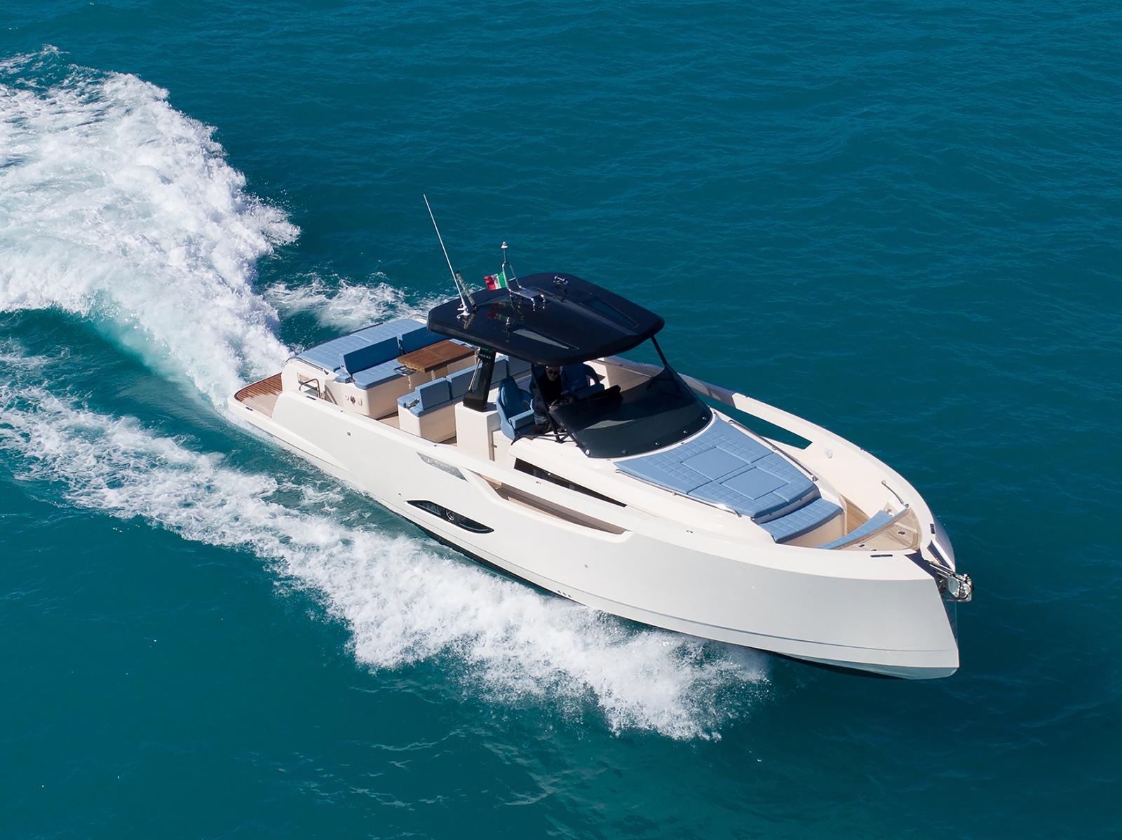CAYMAN YACHTS 400 WA